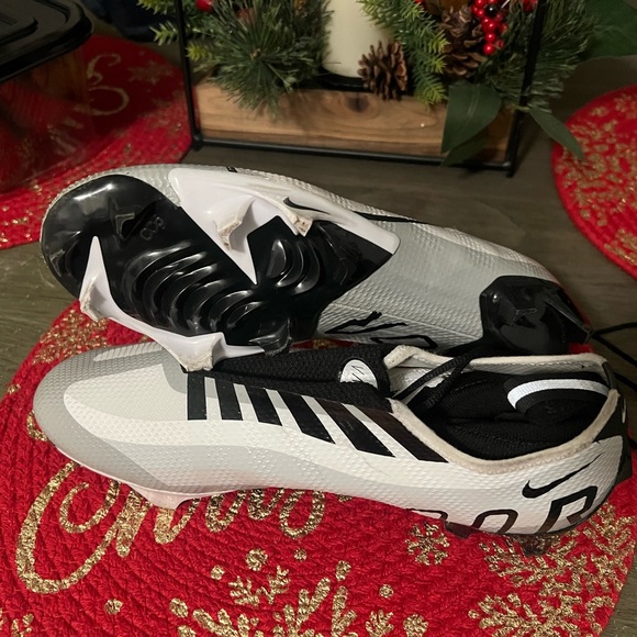Nike Vapor Edge Pro 360 White Black Pure Platinum
Football Cleats Men size 10 - Picture 2 of 9